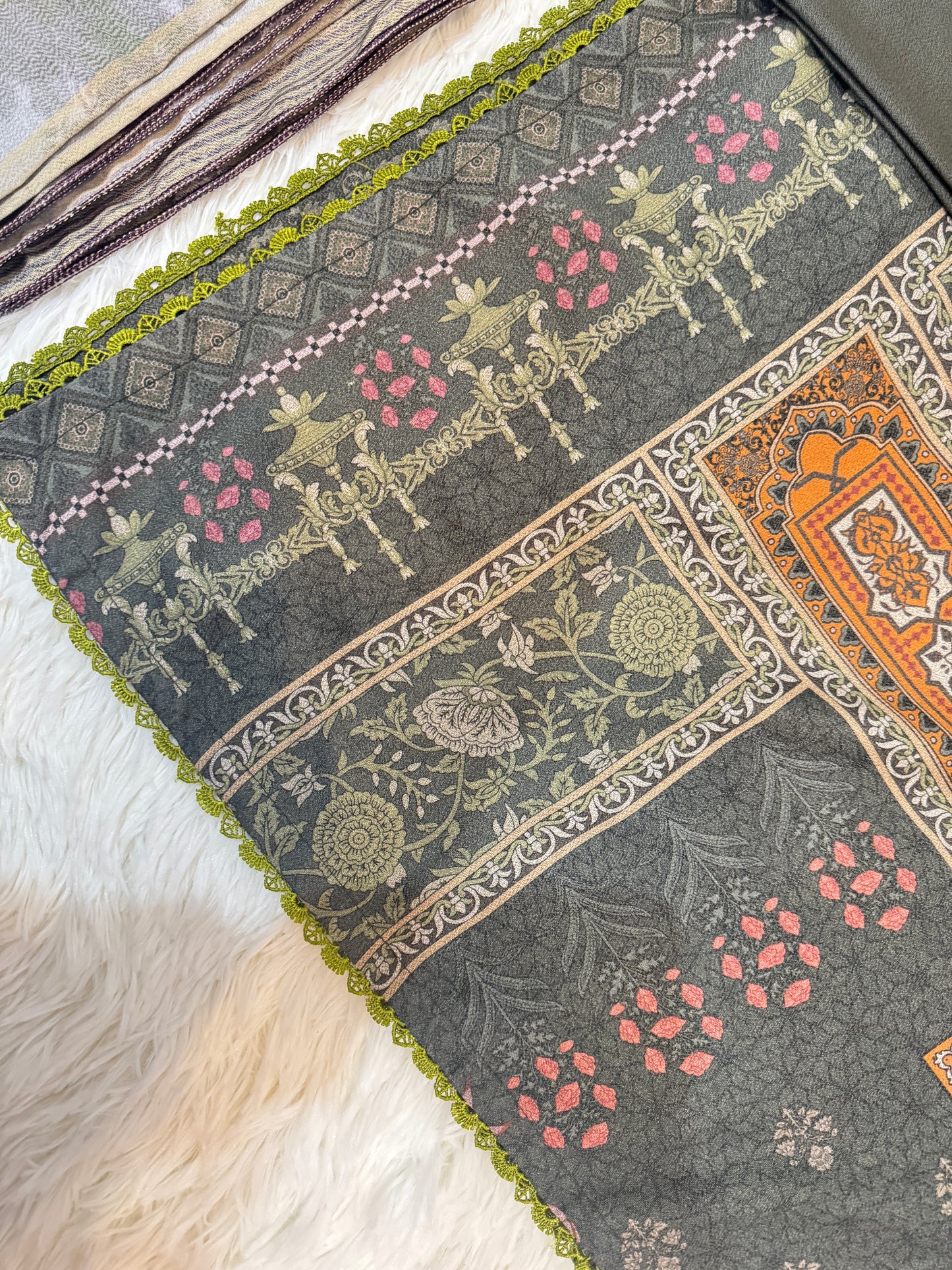 3-Piece Dhanak-Surmaye libas