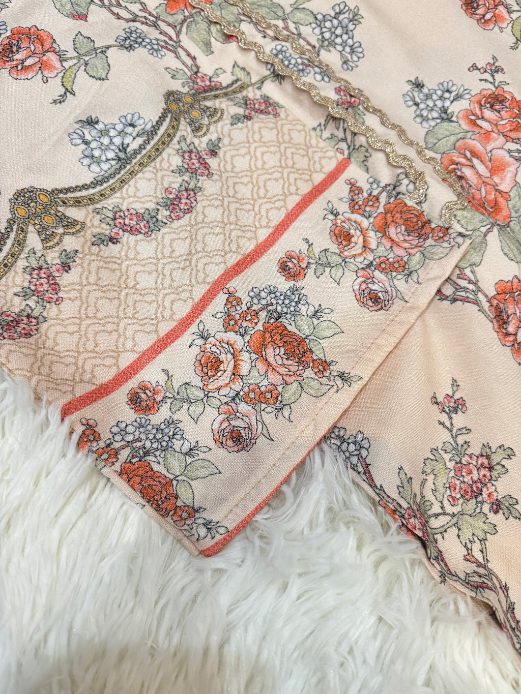 3-Piece Dhanak-Bahaar k Phool.