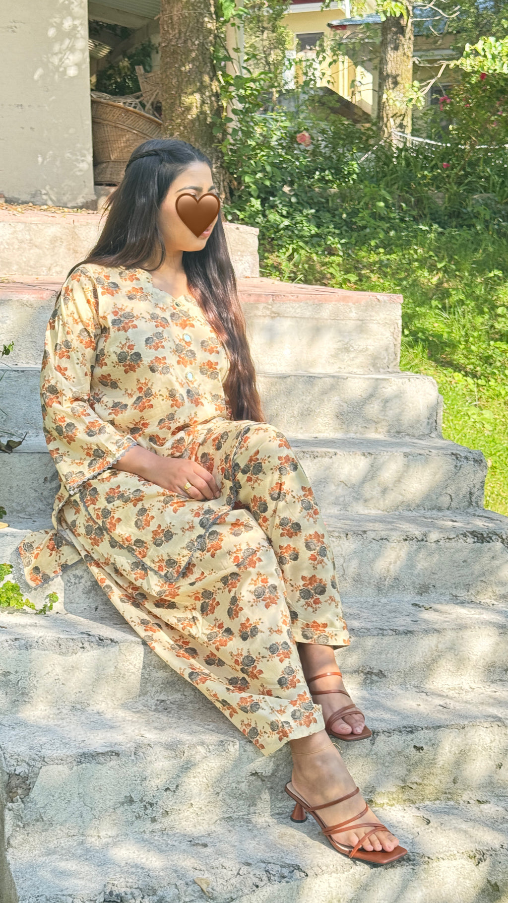 2-Piece stitched lawn co-ord set