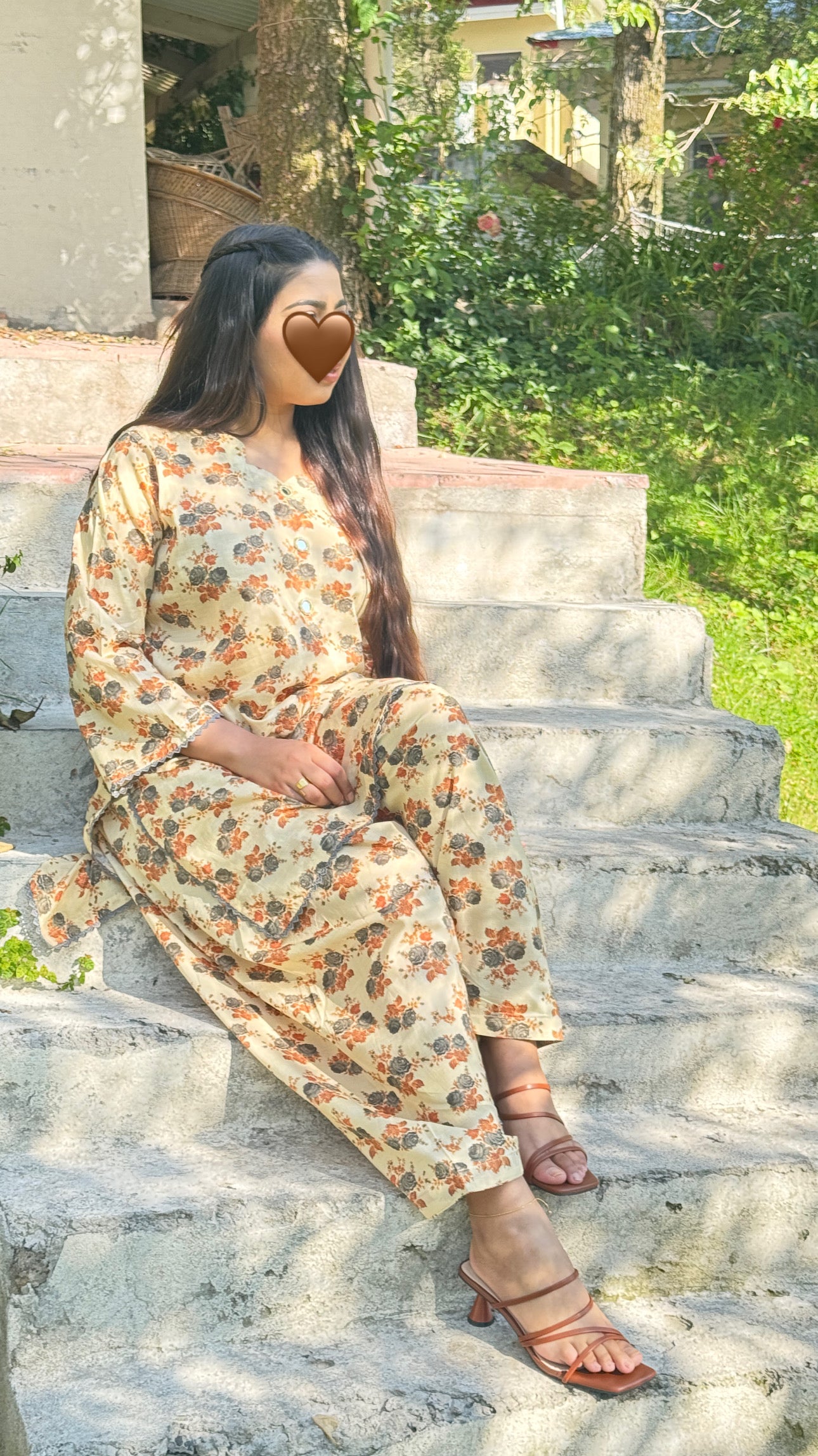 2-Piece stitched lawn co-ord set