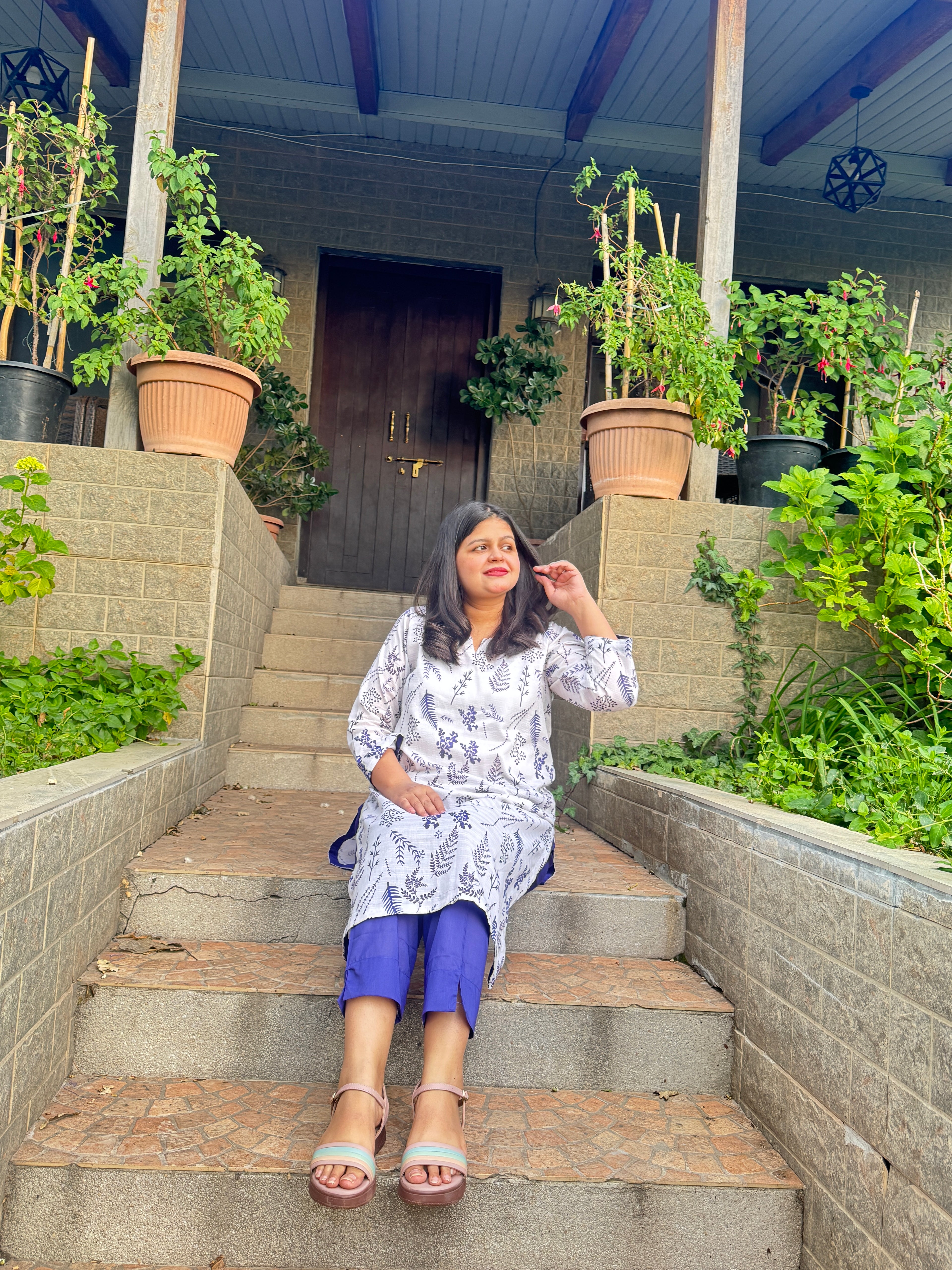 2-piece stitched lawn suit