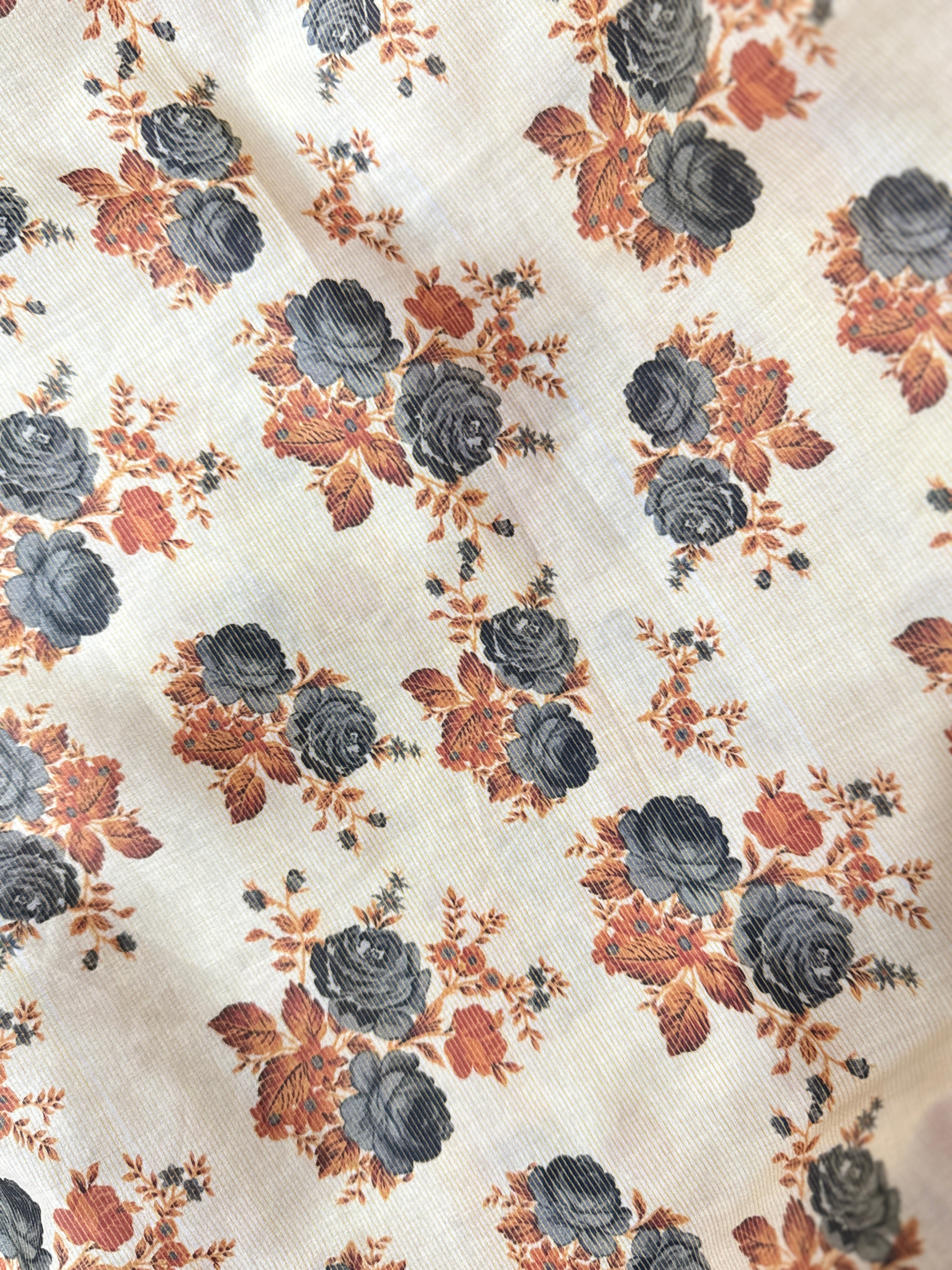 2-Piece stitched lawn co-ord set