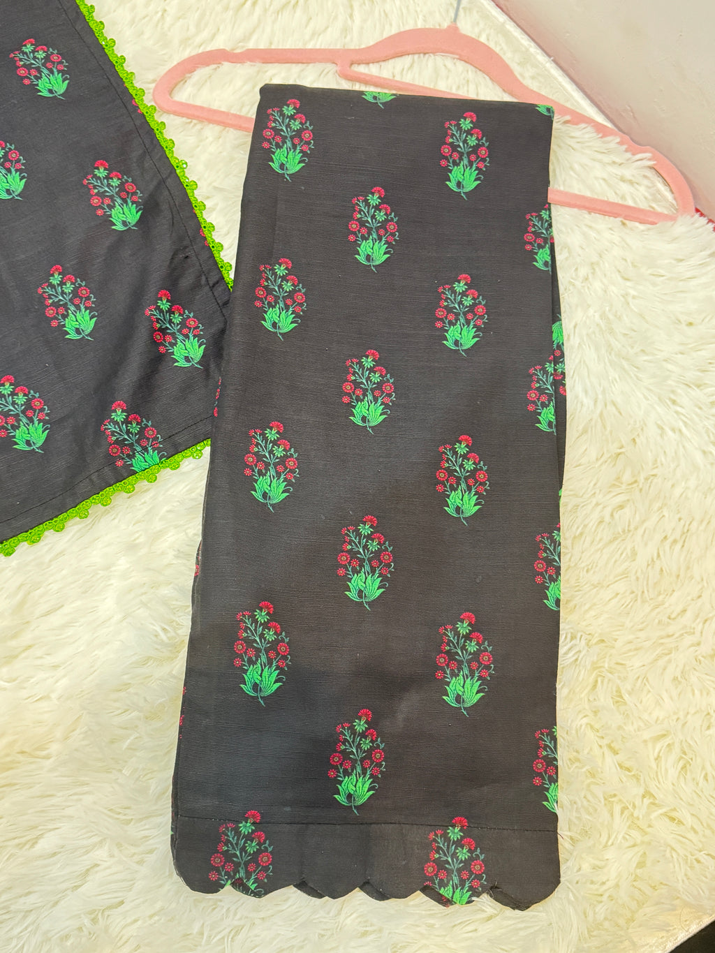 2-Piece Khaddar-Khwabon ki siyahi