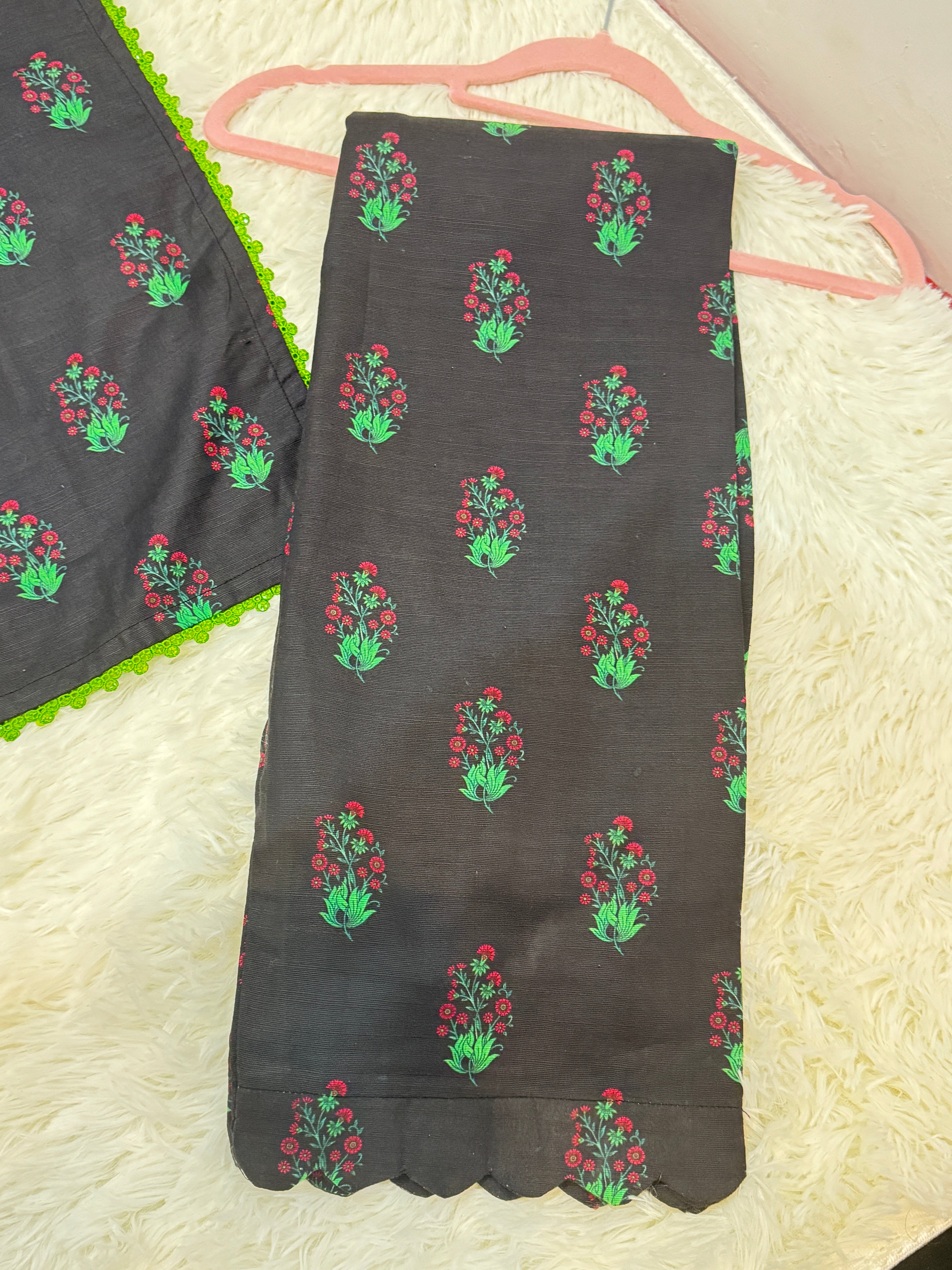 2-Piece Khaddar-Khwabon ki siyahi